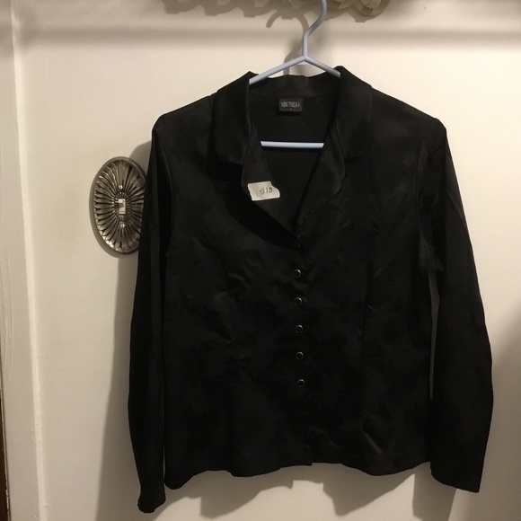 Women’s leather jacket. Blouses, skirt and 2 jackets - Picture 1 of 6